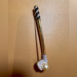 Vintage Swarovski, rhinestone crystals, gold plated, golf club brooch